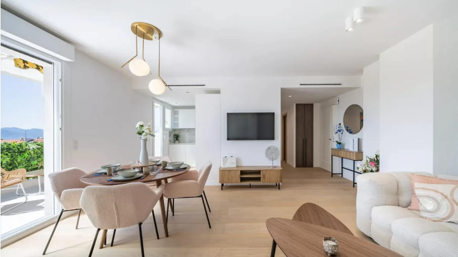 Luxury Penthouse Cannes Center location
